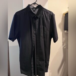 Volcom Black Short sleeves button down XL.